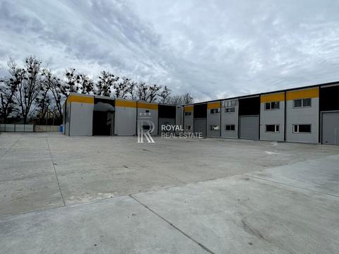 комерційна за адресою Кленовий вул., 1