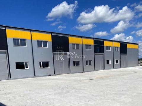 комерційна за адресою Кленовий вул., 1