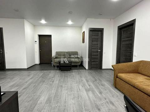 комерційна за адресою Любомира Гузара просп. (Космонавта Комарова), 3