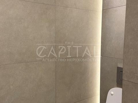 комерційна за адресою Лесі Українки бульв., 20/22