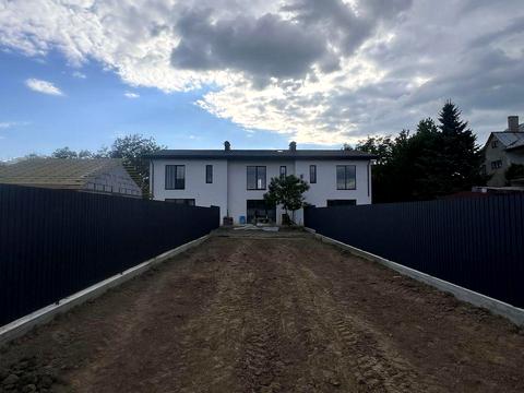 будинок за адресою Весны