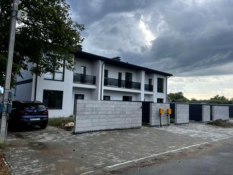 будинок за адресою Весны