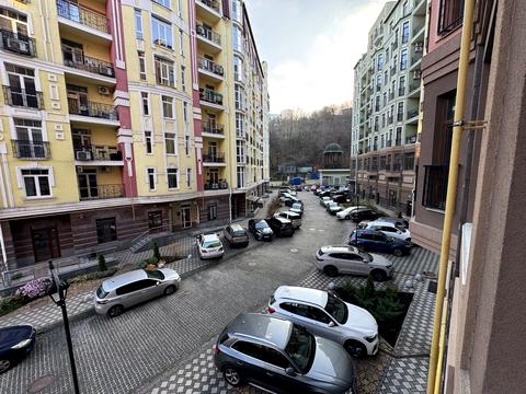 коммерческая по адресу Дегтярная ул., 18