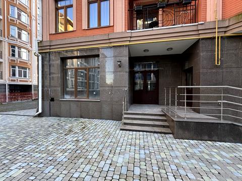 коммерческая по адресу Дегтярная ул., 18