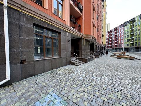 коммерческая по адресу Дегтярная ул., 18