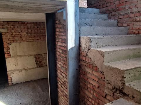 дом по адресу Мира ул.