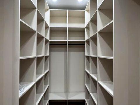 квартира по адресу Антоновича ул. (Горького), 109