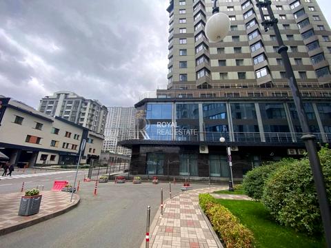 коммерческая по адресу Андрея Верхогляда ул. (Михайла Драгомирова), 4-Б