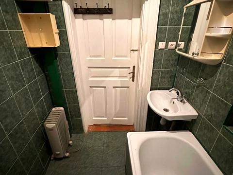 квартира за адресою Омеляна Поповича вул., 5а