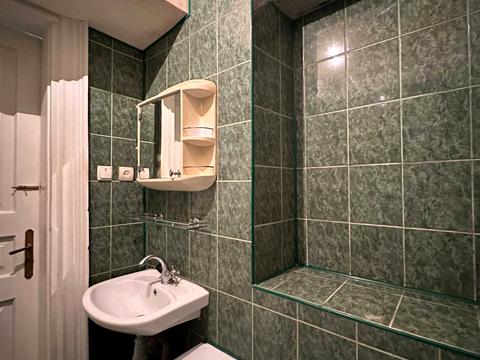 квартира за адресою Омеляна Поповича вул., 5а