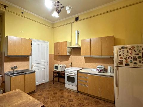 квартира за адресою Омеляна Поповича вул., 5а