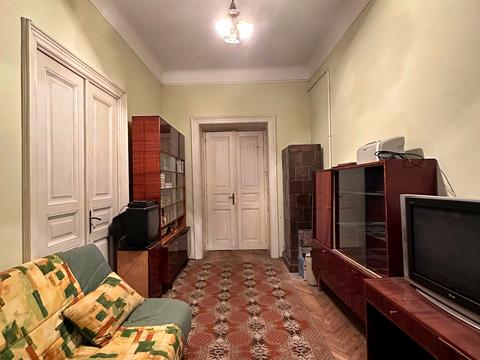 квартира за адресою Омеляна Поповича вул., 5а