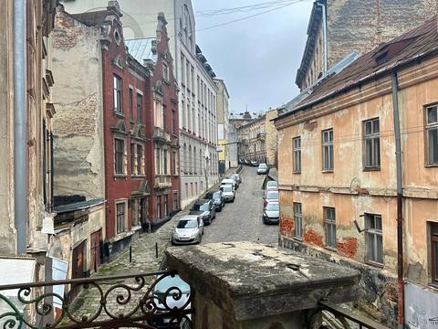 квартира за адресою Омеляна Поповича вул., 5а