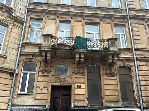 квартира за адресою Омеляна Поповича вул., 5а