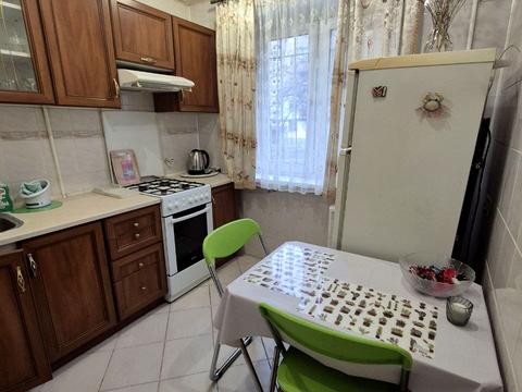 квартира за адресою Богдана Хмельницького просп. (Героїв Сталінграда), 12-Б