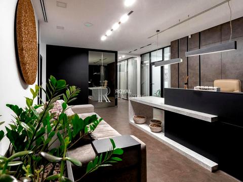 комерційна за адресою Авіаконструктора Антонова вул., 2-Б