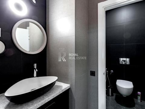 комерційна за адресою Авіаконструктора Антонова вул., 2-Б