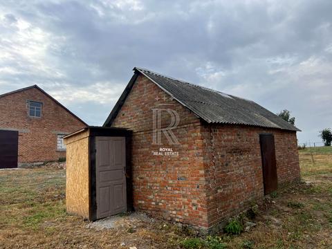 комерційна за адресою Підгірний, 20