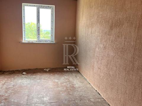 комерційна за адресою Підгірний, 20