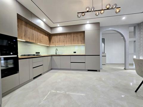 квартира за адресою Залізнична вул., 7