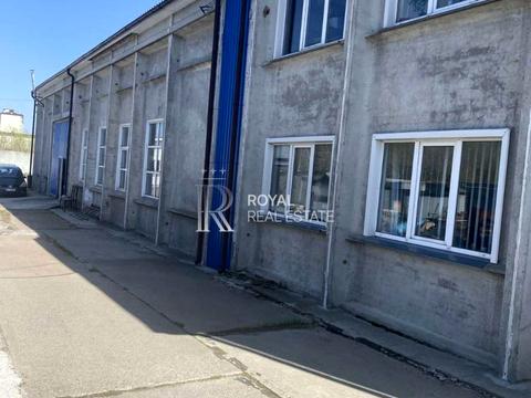 комерційна за адресою с. Нові Петрівці, 1 Травня пров., 1