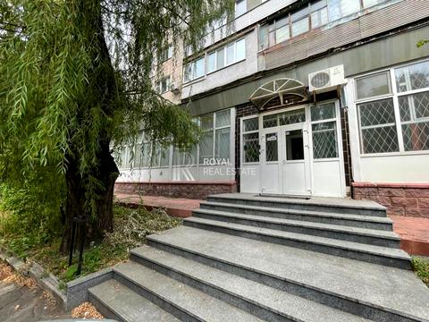 комерційна за адресою Карела Чапека вул. (Юліуса Фучика), 3-А