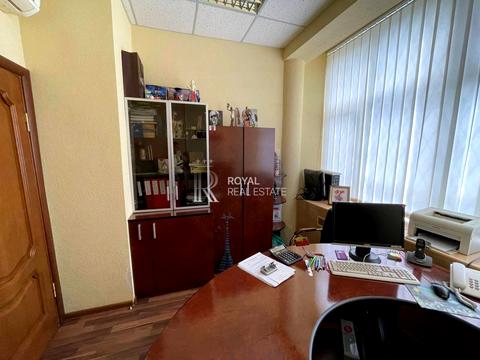 комерційна за адресою Карела Чапека вул. (Юліуса Фучика), 3-А