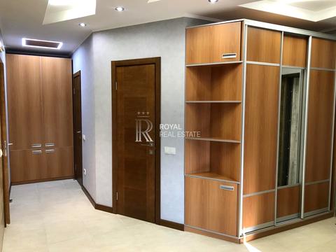 комерційна за адресою Малевича, 1