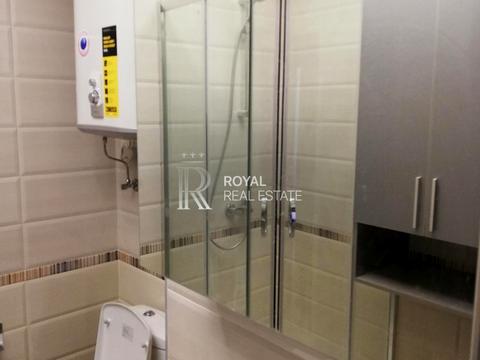 комерційна за адресою Малевича, 1