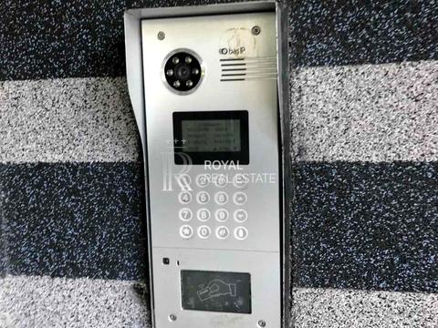 комерційна за адресою Малевича, 1