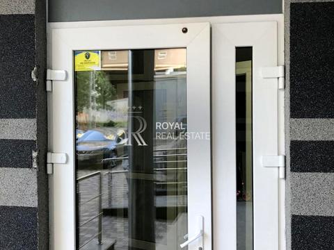 комерційна за адресою Малевича, 1