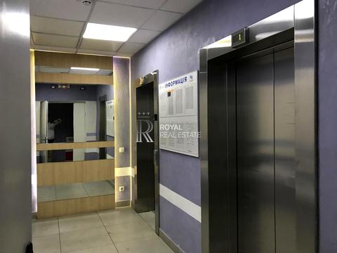 комерційна за адресою Малевича, 1