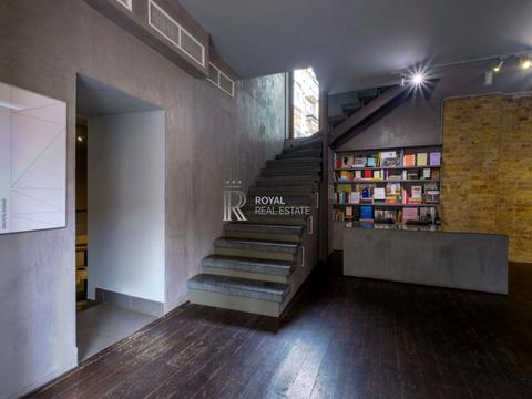 комерційна за адресою Михайлівська вул., 22