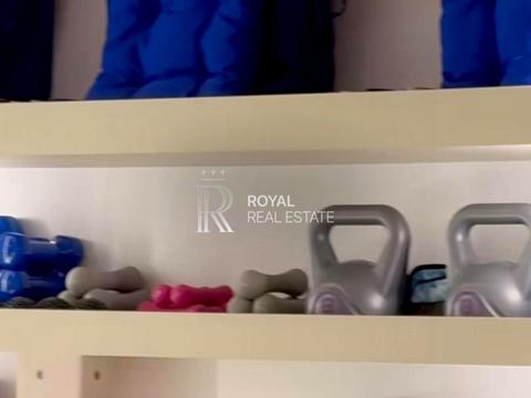 комерційна за адресою Максимовича Михаила, 1