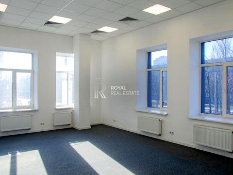 коммерческая по адресу Елены Телиги ул., 6