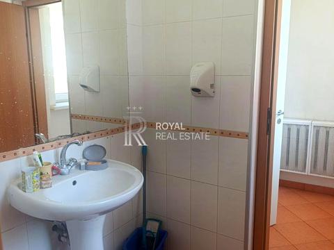 комерційна за адресою Бехтерівський пров., 4-В