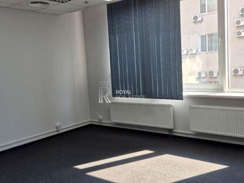 комерційна за адресою Фізкультури вул., 30-В