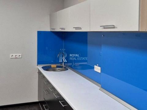 комерційна за адресою Фізкультури вул., 30-В