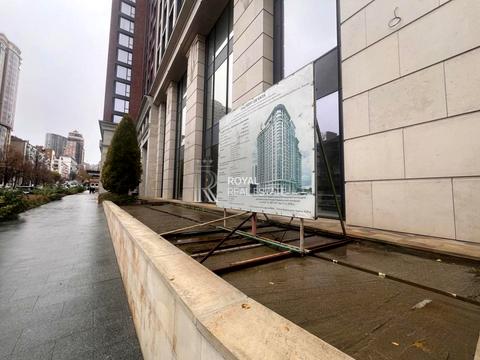 комерційна за адресою Антоновича вул. (Горького), 118