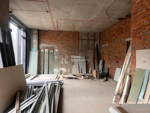 комерційна за адресою Антоновича вул. (Горького), 118