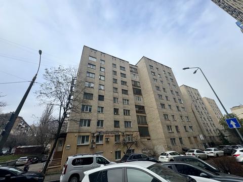 комерційна за адресою Богданівська вул., 10