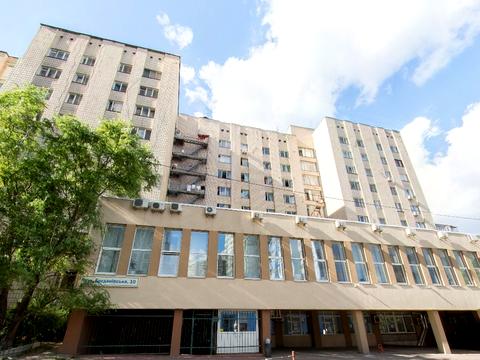 комерційна за адресою Богданівська вул., 10