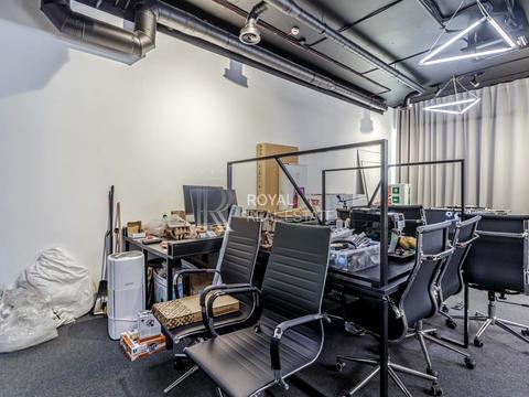 комерційна за адресою Антоновича вул. (Горького), 74-78