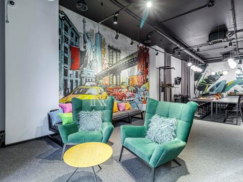 комерційна за адресою Антоновича вул. (Горького), 74-78