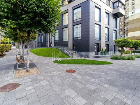 комерційна за адресою Антоновича вул. (Горького), 74-78