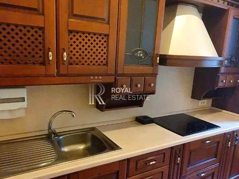 комерційна за адресою Круглоуніверситетська вул., 4