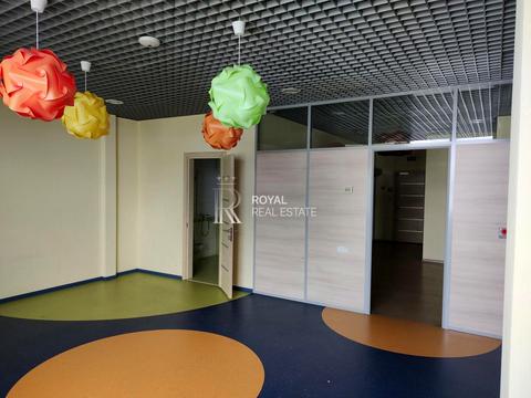 коммерческая по адресу Вацлава Гавела бульв. (Івана Лепсе), 1/28