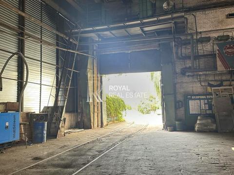 комерційна за адресою Гарматна вул., 1