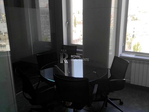 комерційна за адресою Шота Руставелі вул., 39/41