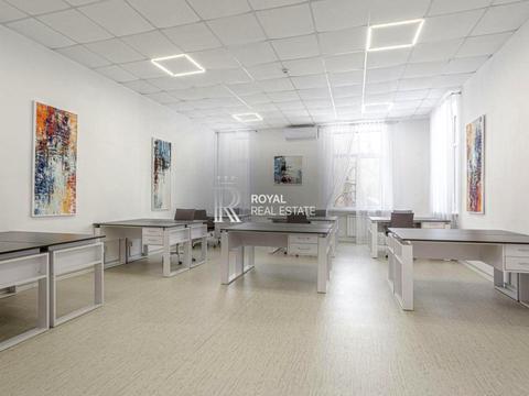 комерційна за адресою Київ, Вадима Гетьмана вул., 2